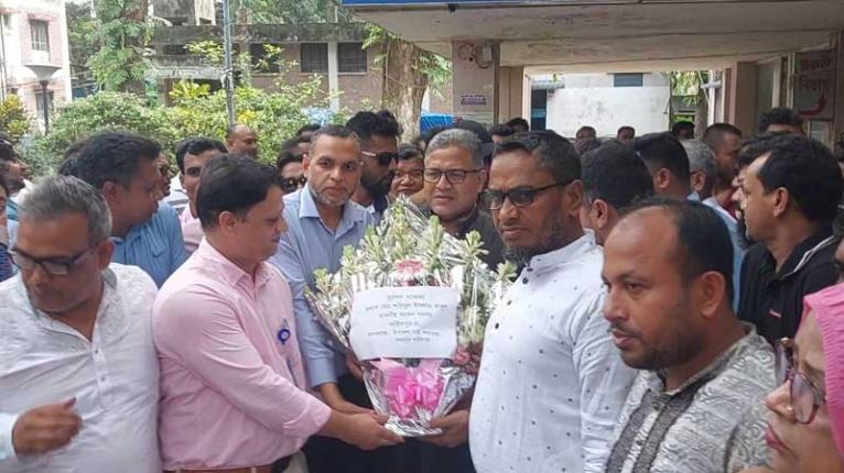 সদরপুরে স্বাস্থ্য বিষয়ক মতবিনিময় সভা; চিকিৎসায় অবহেলা নয় - এমপি বাবুল