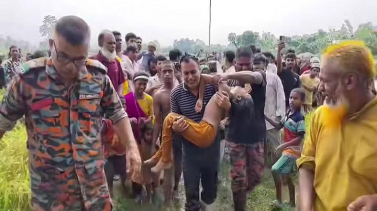 মাদারগঞ্জে নদীতে গোসল করতে নেমে শিশুর মৃত্যু