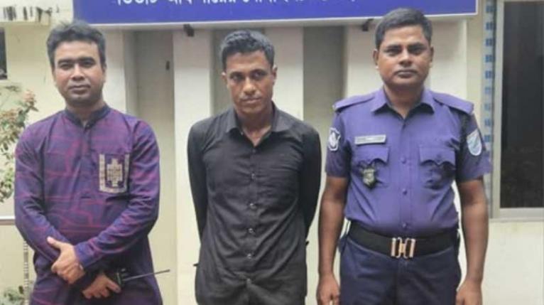রূপগঞ্জে ১১০ পিস ইয়াবাসহ মাদক ব্যবসায়ী গ্রেপ্তার