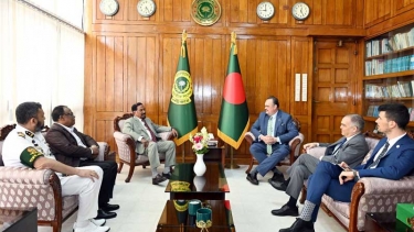 স্পীকারের সাথে ঢাকায় নিযুক্ত মার্কিন রাষ্ট্রদূত এর সৌজন্য সাক্ষাৎ অনুষ্ঠিত