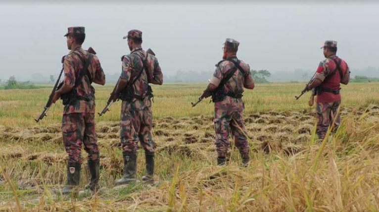 নওগাঁ সীমান্তে ফের ৯ জনকে পুশইনের চেষ্টা, বিজিবির বাধা