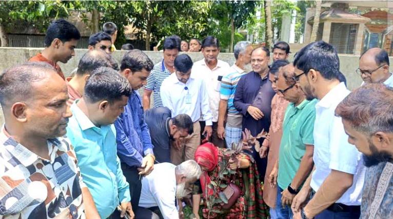 প্রধানমন্ত্রী তারেক রহমানের নির্দেশনায় মধুখালীতে বৃক্ষরোপণ ও চারা বিতরণ