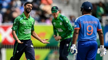 ১ রানের রোমাঞ্চে ভারতকে হারিয়ে ইতিহাস গড়ল আয়ারল্যান্ড