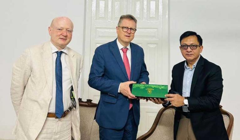 বাণিজ্যমন্ত্রীর সঙ্গে জার্মানির এশিয়া ও প্যাসিফিক বিষয়ক মহাপরিচালকের বৈঠক
