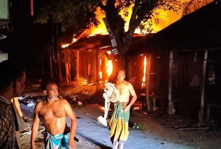 ফরিদপুরে আগুন নেভাতে গিয়ে সিলিন্ডার বিস্ফোরণে নিহত ১