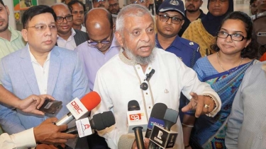 জুলাইয়ের মধ্যে মালয়েশিয়ার শ্রমবাজার নিয়ে সুখবর আসবে : প্রবাসীকল্যাণ মন্ত্রী