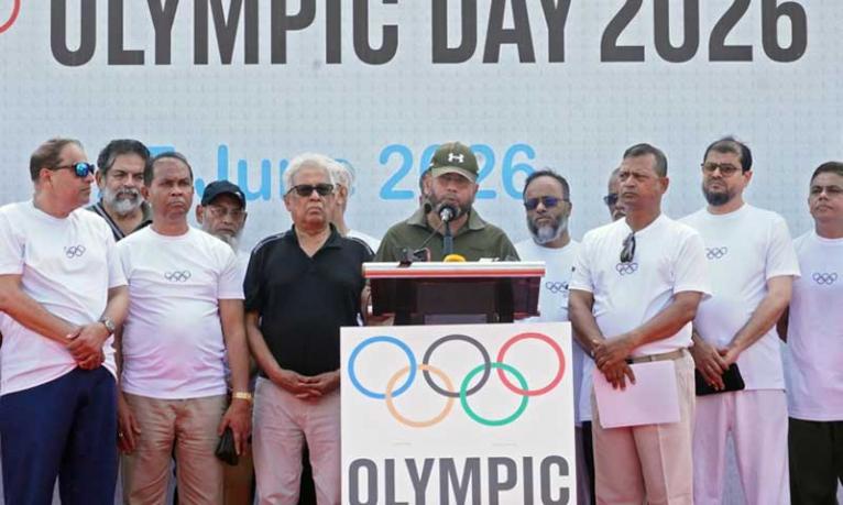 শরীরচর্চা ও খেলাধুলার মাধ্যমে সুস্থ ও সক্রিয় জীবনধারা গড়ে তোলা প্রয়োজন : সেনাপ্রধান