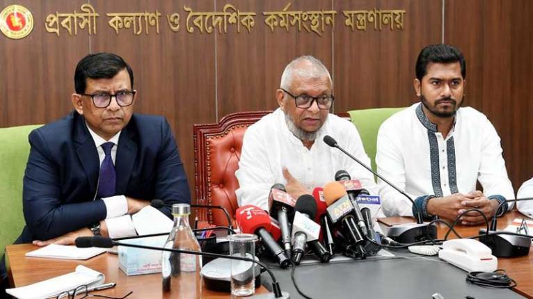 বিদেশে কর্মী পাঠাতে কোনো সিন্ডিকেট চলবে না: আরিফুল হক