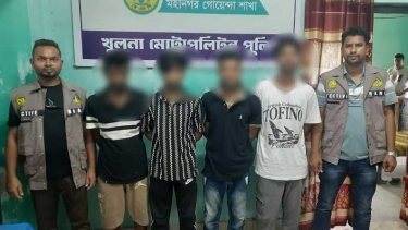 খুলনায় ৮৩৪ অপরাধীকে ধরতে বিশেষ অভিযান শুরু, গ্রেফতার ১৩