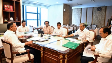 প্রধানমন্ত্রীর সভাপতিত্বে তিস্তা মহাপরিকল্পনা বাস্তবায়ন সংক্রান্ত সভা অনুষ্ঠিত