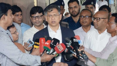 শুনানি এগিয়ে আনতে সুপ্রিম কোর্ট ও অ্যাটর্নি জেনারেলের কার্যালয়ের দৃষ্টি আকর্ষণ করা হবে : স্বরাষ্ট্রমন্ত্রী