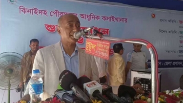 অফিসে সময়মতো না এলে আপনাকে আমার ‘আসসালামু আলাইকুম’ দিতে হবে: আইনমন্ত্রী