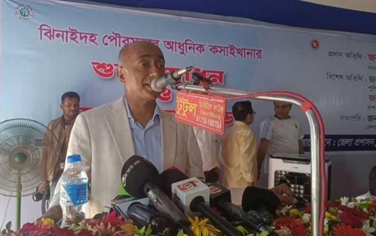 অফিসে সময়মতো না এলে আপনাকে আমার ‘আসসালামু আলাইকুম’ দিতে হবে: আইনমন্ত্রী