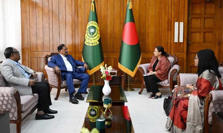 স্পীকারের সাথে UN WOMEN বাংলাদেশ প্রতিনিধির সৌজন্য সাক্ষাৎ