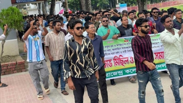 ফরিদপুর সরকারি রাজেন্দ্র কলেজে ছাত্রদলের বিক্ষোভ মিছিল ও প্রতিবাদ সমাবেশ