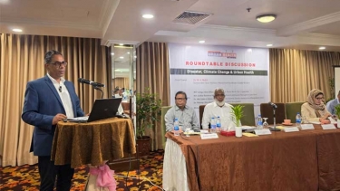 ভূমিকম্পের ঝুঁকি মোকাবিলায় লাখো তরুণ স্বেচ্ছাসেবক তৈরির তাগিদ স্বাস্থ্য প্রতিমন্ত্রীর