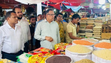বাজেটের প্রভাব পড়েনি নিত্যপণ্যে, বাজারে সরবরাহ সন্তোষজনক - বস্ত্র ও পাট প্রতিমন্ত্রী