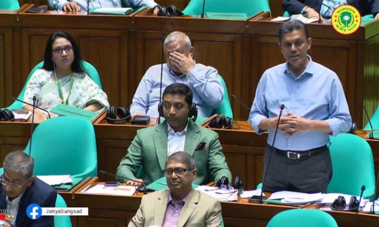প্রস্তাবিত বাজেট নতুন বাংলাদেশ গড়ার এক সাহসী পরিকল্পনা : হুইপ বকুল