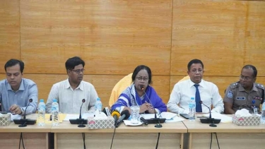 বরিশালে অটো-সিএনজির পূর্বের ভাড়া বহাল থাকবে : বিসিসি প্রশাসক