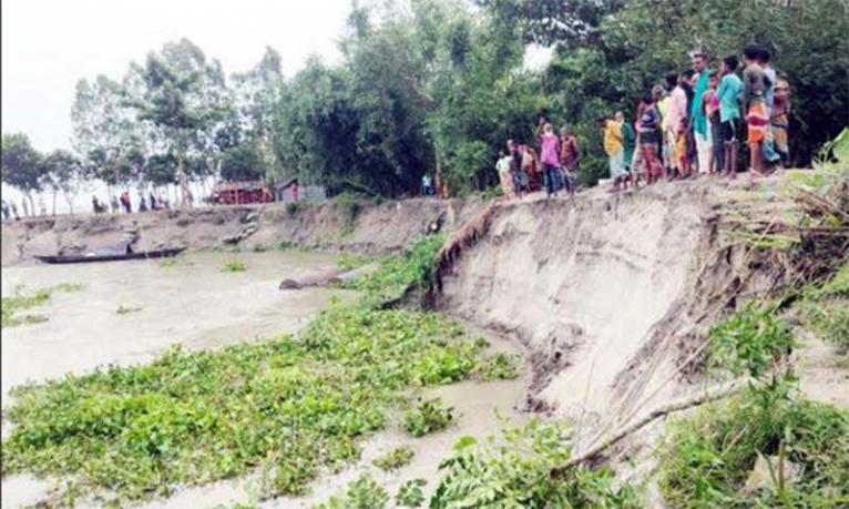 তিস্তার ভাঙন থেকে সুন্দরগঞ্জ বাঁচাতে স্থায়ী সমাধান চান এলাকাবাসী