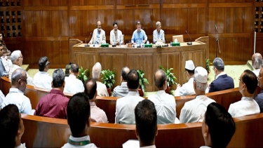 প্রধানমন্ত্রীর সভাপতিত্বে সরকারদলীয় এমপিদের সভা অনুষ্ঠিত