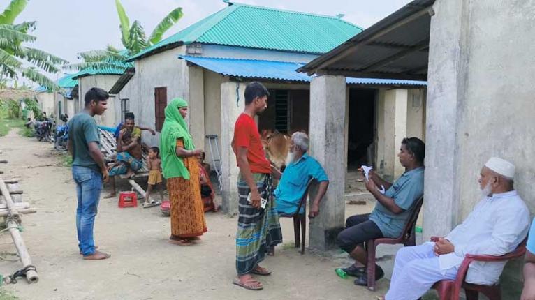 পাটক্ষেতে গরু ঢোকা নিয়ে সংঘর্ষ, নারীসহ আহত ৫