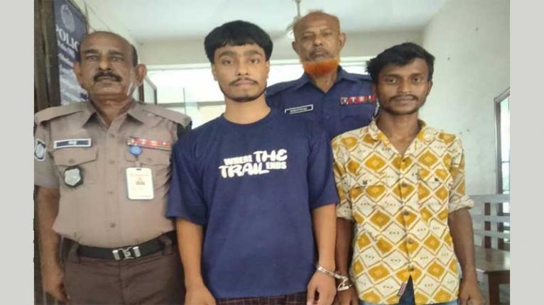 বোয়ালমারীতে দুই মাদক কারবারি বাগান থেকে গভীর রাতে আটক