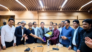সাখাওয়াত-মামুন মাহমুদ-রাজীবকে চেম্বারের সংবর্ধনা