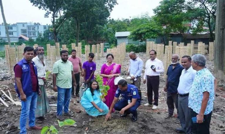 শেরপুর পৌরসভার উদ্যোগে পরিস্কার পরিচ্ছন্নতা কর্মসূচি