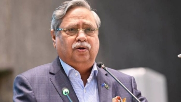 পদত্যাগ করলেন রাষ্ট্রপতি