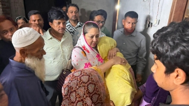 সাপের কামড়ে নিহত বিএনপি নেতার পরিবারের পাশে এমপি চৌধুরী নায়াব ইউসুফ