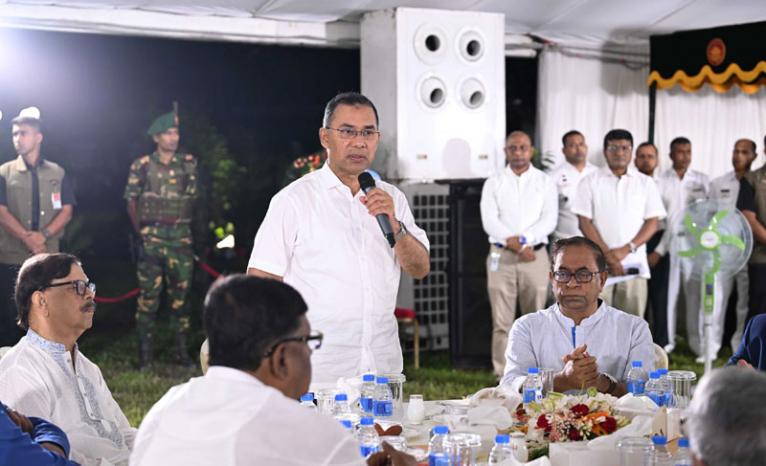 যুগপৎ আন্দোলনের শরিক নেতাদের সঙ্গে প্রধানমন্ত্রীর শুভেচ্ছা বিনিময়
