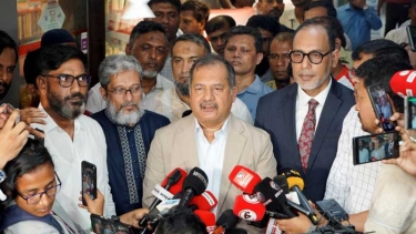 সরকার প্রযুক্তিনির্ভর আধুনিক বাংলাদেশ বিনির্মাণে ধাপে ধাপে এগোচ্ছে : তথ্যমন্ত্রী