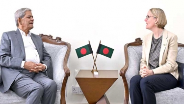 গণতন্ত্র শক্তিশালী করতে সহযোগিতার আশ্বাস যুক্তরাজ্যের