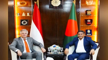 প্রধানমন্ত্রীর প্রতিরক্ষা উপদেষ্টার সঙ্গে নেদারল্যান্ডসের রাষ্ট্রদূতের সৌজন্য সাক্ষাৎ