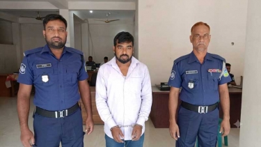 জামালপুরে জমি না দেওয়ায় মাকে বাড়িছাড়া করা সেই পাষণ্ড ছেলে গ্রেপ্তার