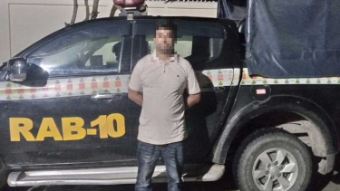 সরকারের শীর্ষ কর্মকর্তাদের নামে ভুয়া হোয়াটসঅ্যাপ, যা করতেন আতিয়ার দর্জি