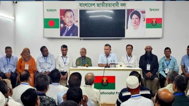 তৃণমূলে সংগঠন শক্তিশালী রাখতে রংপুর বিভাগের নেতাদের সঙ্গে মতবিনিময় করেছেন প্রধানমন্ত্রী
