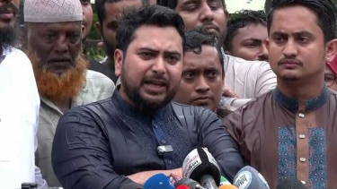 ৫ আগস্টের মধ্যে জুলাই স্মৃতি জাদুঘর খুলে না দিলে জনগণ খুলে দেবে: নাহিদ