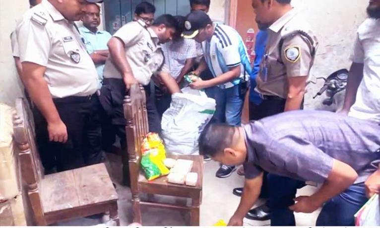 কক্সবাজার থেকে কুরিয়ারে আসা ১২ হাজার পিস ইয়াবা রংপুরে উদ্ধার