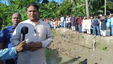 নদী ভাঙন রোধে বিএনপি সরকার ও আমরা সোচ্চার আছি - এমপি খোকন তালুকদার