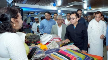 শিল্প মন্ত্রীর পাঁচ দিনব্যাপী বিসিক বর্ষা মেলার উদ্বোধন