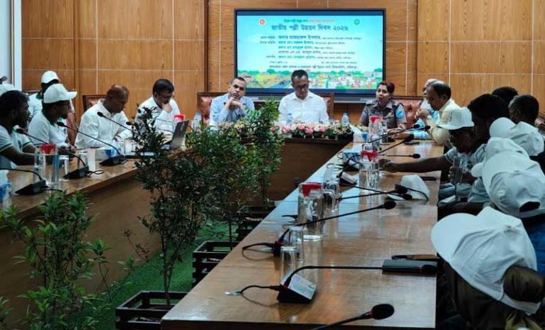 ফরিদপুরে জাতীয় পল্লী উন্নয়ন দিবস-২০২৬ উপলক্ষে আলোচনা সভা অনুষ্ঠিত