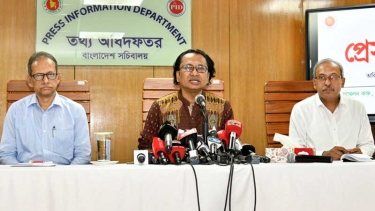 জুলাইকে জাতীয় মননে জাগিয়ে রাখতে চাই : তথ্য উপদেষ্টা