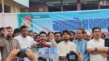জুলাই সনদ অস্বীকার করে সরকার জাতির সঙ্গে গাদ্দারি করছে: নাহিদ