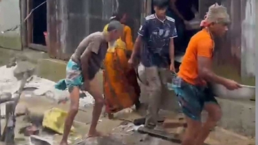 জামালপুরে বসতবাড়িতে আগুন: এলাকাবাসীর তৎপরতায় বড় রক্ষা