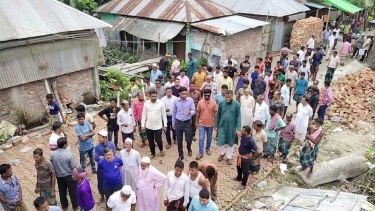 মধুখালীতে অবৈধ স্থাপনা উচ্ছেদ অভিযান