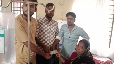 প্রতিবন্ধী নীলার চিকিৎসায় মালয়েশিয়া প্রবাসী এরশাদ মুন্সীর সহায়তা
