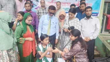ডেঙ্গু প্রতিরোধে নারায়ণগঞ্জ মর্গ্যান স্কুলে শিক্ষার্থীদের সচেতনতা ও পরিচ্ছন্নতা অভিযান