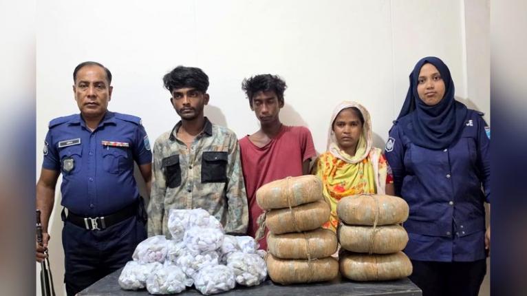 ফতুল্লায় ১৭ কেজি গাঁজাসহ ৩ মাদক ব্যবসায়ী গ্রেপ্তার